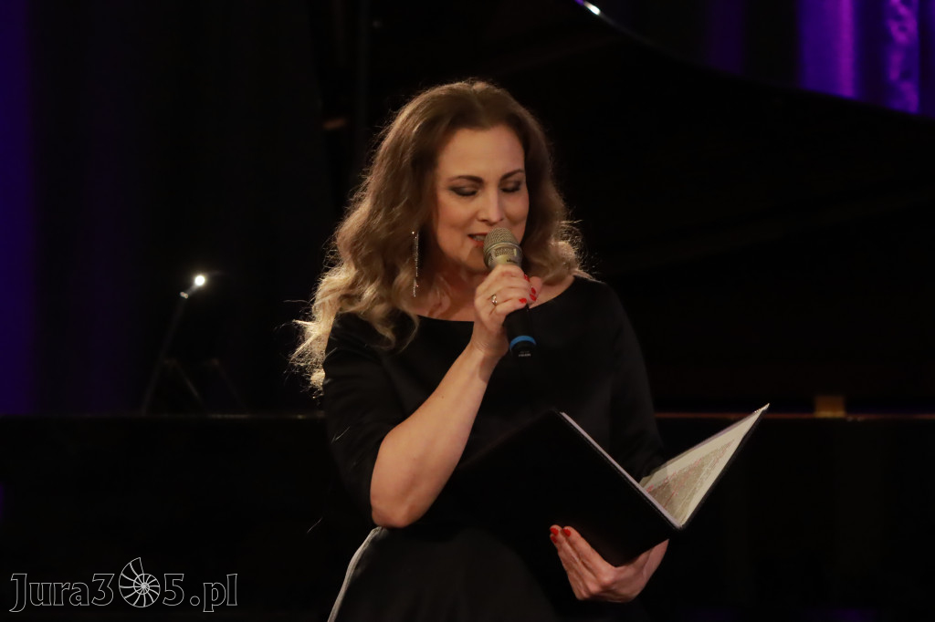 Fotorelacja: POCZTÓWKA Z PARYŻA Koncert Filharmonia Jurajska
