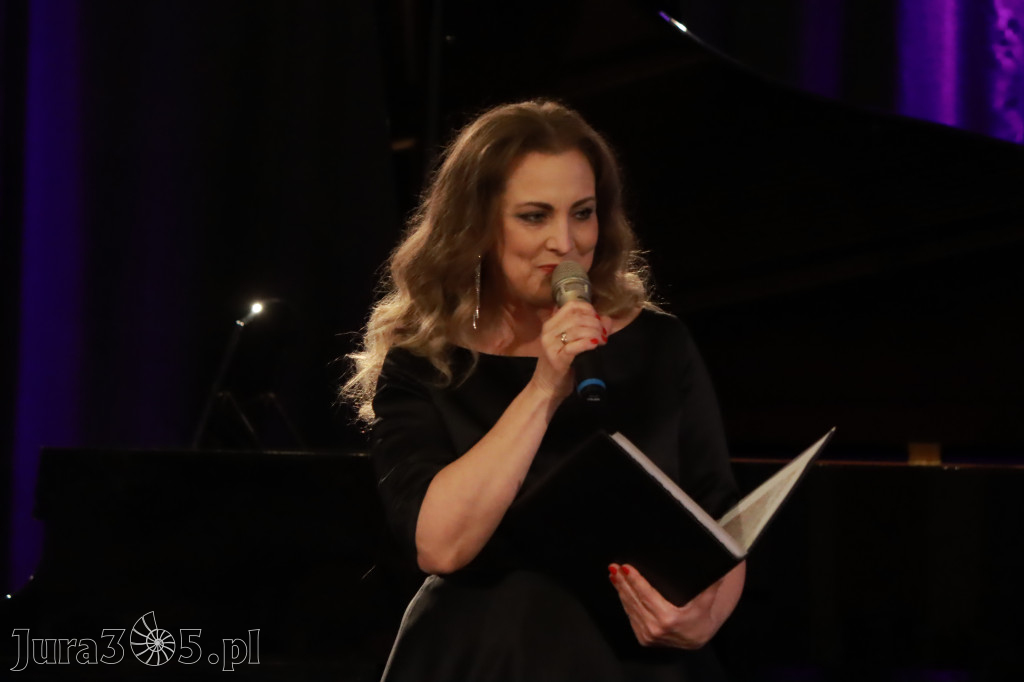 Fotorelacja: POCZTÓWKA Z PARYŻA Koncert Filharmonia Jurajska