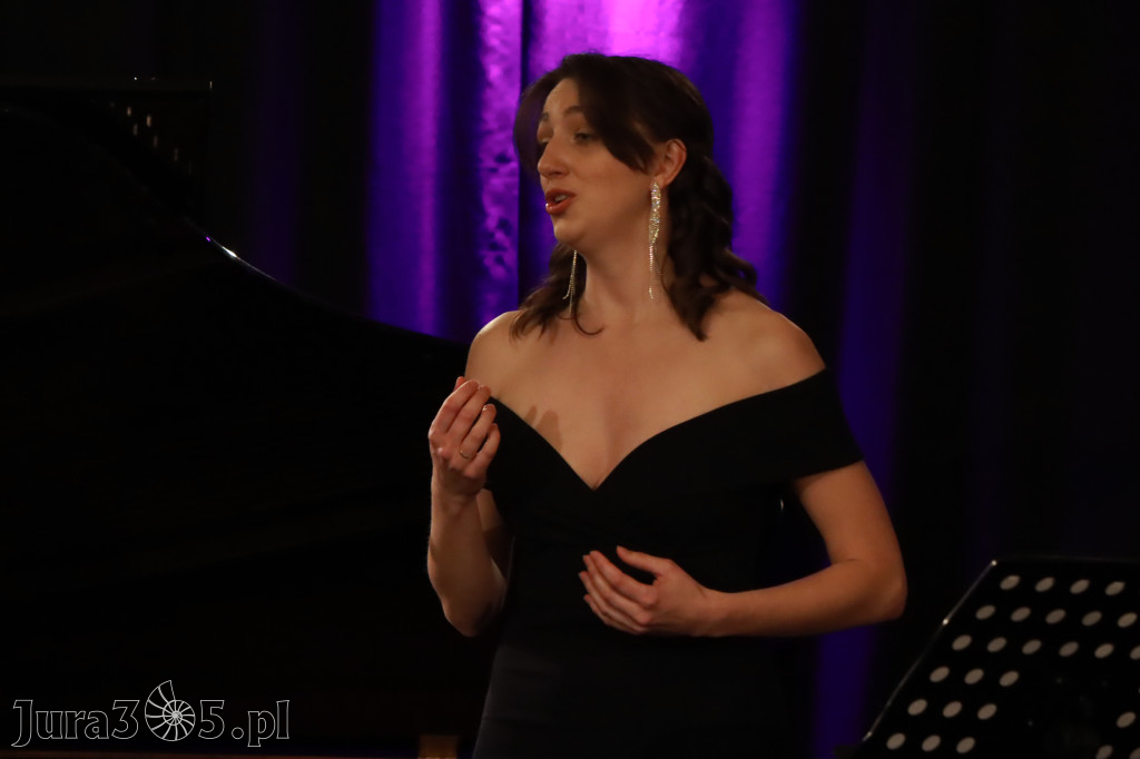 Fotorelacja: POCZTÓWKA Z PARYŻA Koncert Filharmonia Jurajska