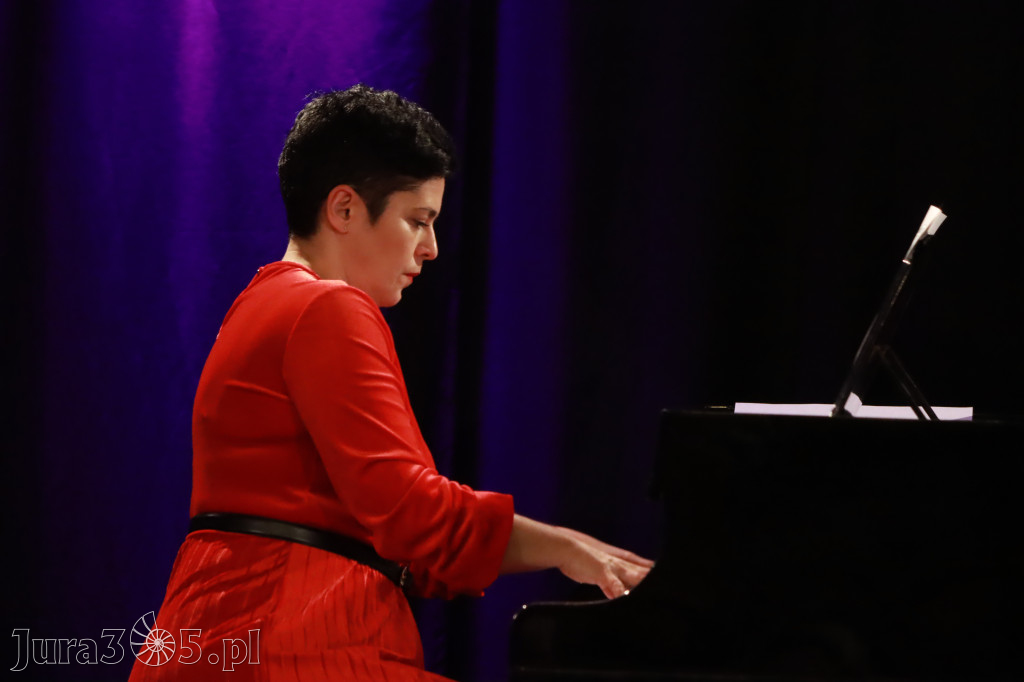 Fotorelacja: POCZTÓWKA Z PARYŻA Koncert Filharmonia Jurajska