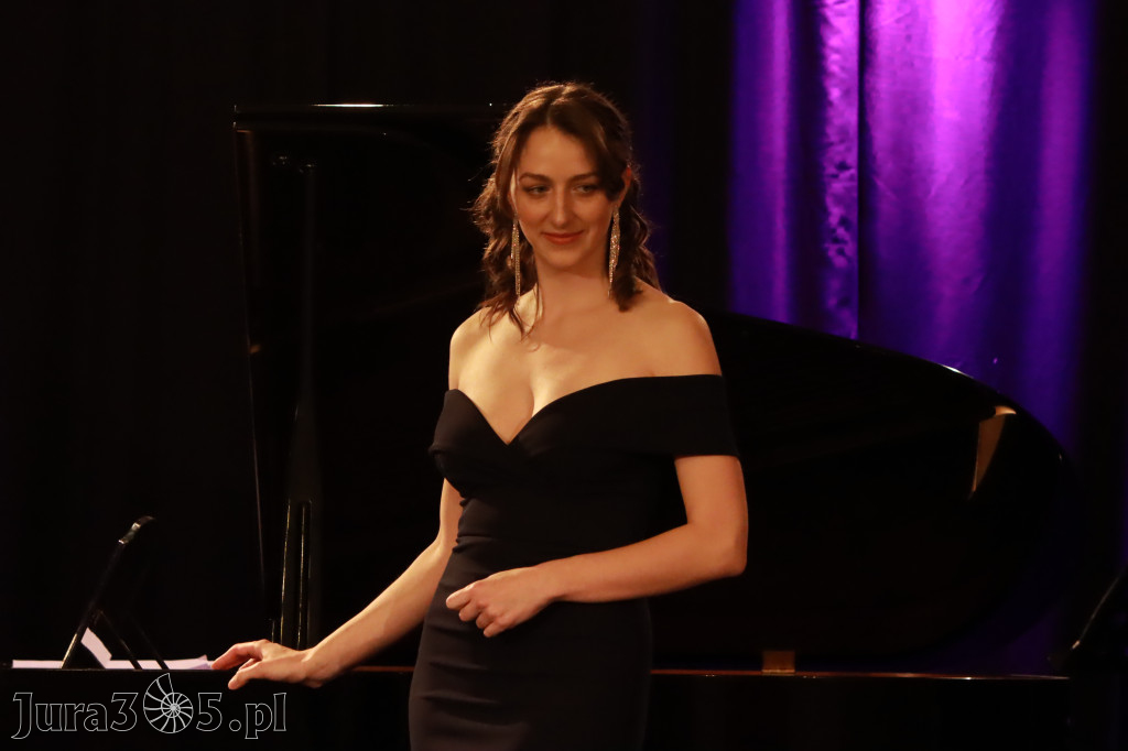 Fotorelacja: POCZTÓWKA Z PARYŻA Koncert Filharmonia Jurajska