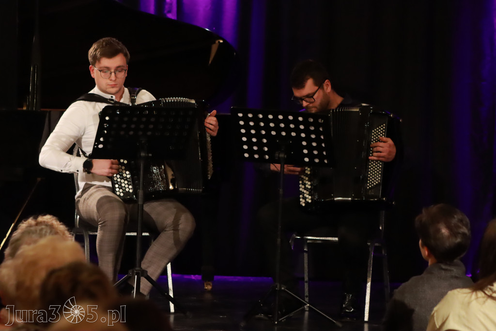 Fotorelacja: POCZTÓWKA Z PARYŻA Koncert Filharmonia Jurajska