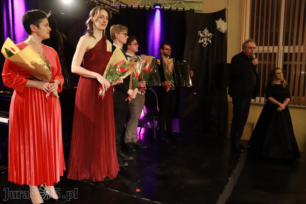 Fotorelacja: POCZTÓWKA Z PARYŻA Koncert Filharmonia Jurajska