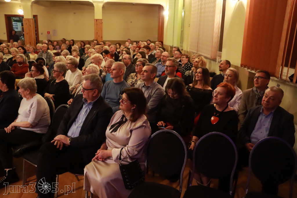 Fotorelacja: POCZTÓWKA Z PARYŻA Koncert Filharmonia Jurajska