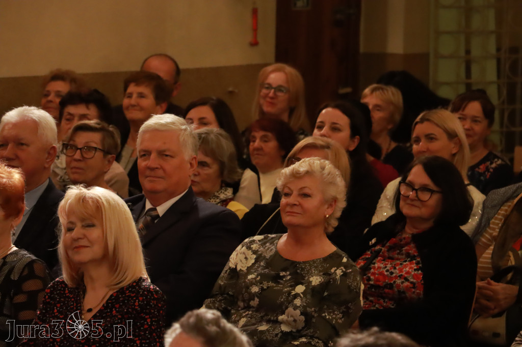 Fotorelacja: POCZTÓWKA Z PARYŻA Koncert Filharmonia Jurajska