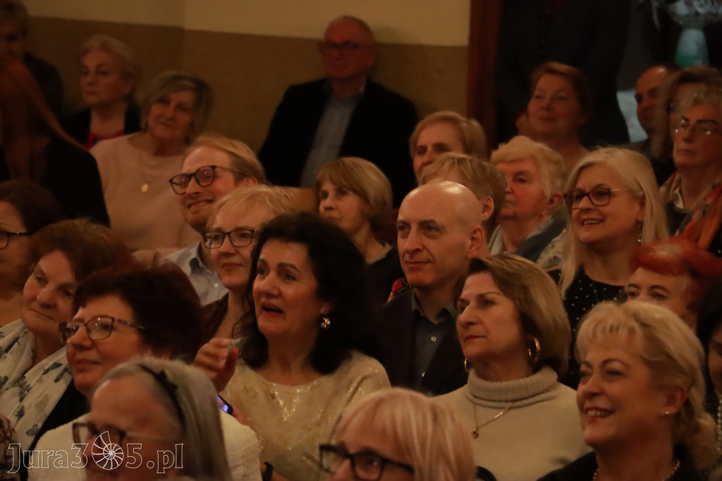 Fotorelacja: POCZTÓWKA Z PARYŻA Koncert Filharmonia Jurajska
