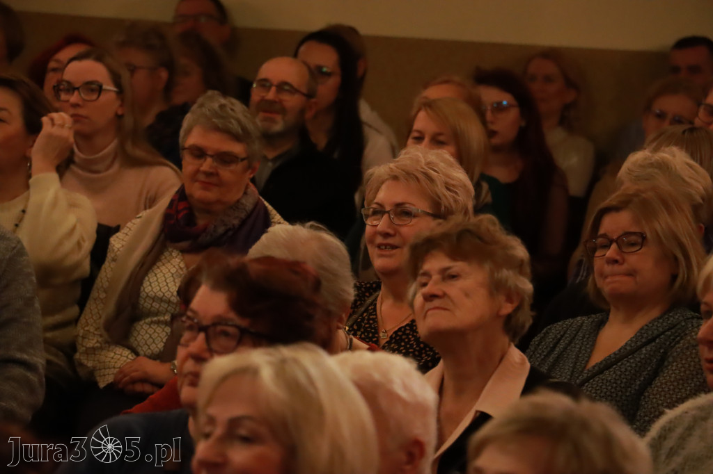 Fotorelacja: POCZTÓWKA Z PARYŻA Koncert Filharmonia Jurajska