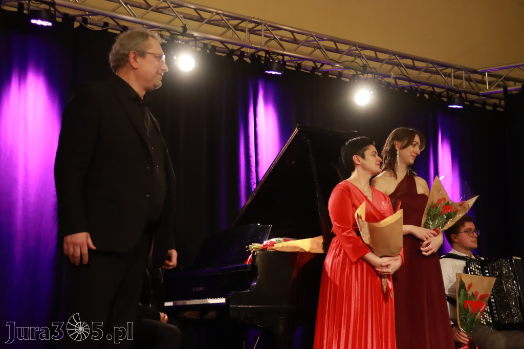 Fotorelacja: POCZTÓWKA Z PARYŻA Koncert Filharmonia Jurajska