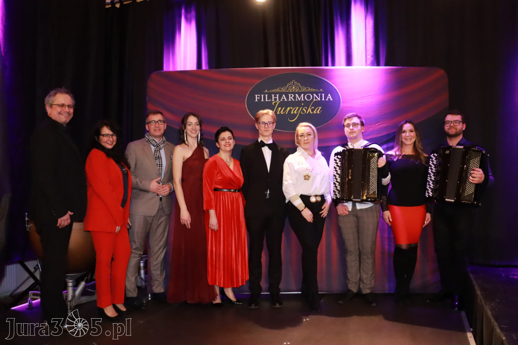 Fotorelacja: POCZTÓWKA Z PARYŻA Koncert Filharmonia Jurajska