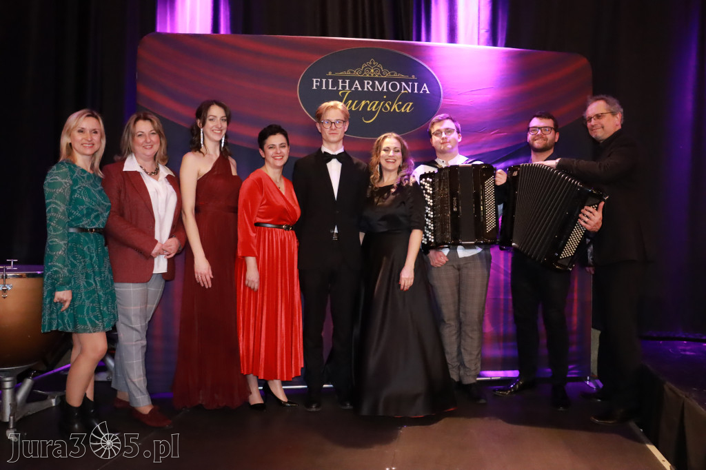 Fotorelacja: POCZTÓWKA Z PARYŻA Koncert Filharmonia Jurajska