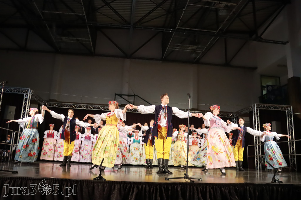 Fotorelacja: Zespół Pieśni i Tańca Śląsk w Łzach.