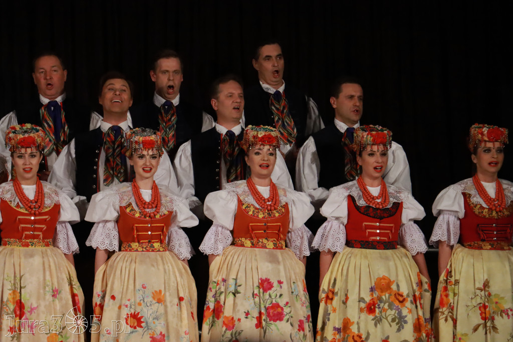 Fotorelacja: Zespół Pieśni i Tańca Śląsk w Łzach.
