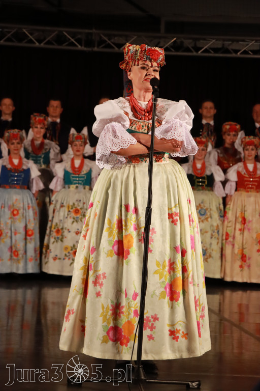 Fotorelacja: Zespół Pieśni i Tańca Śląsk w Łzach.