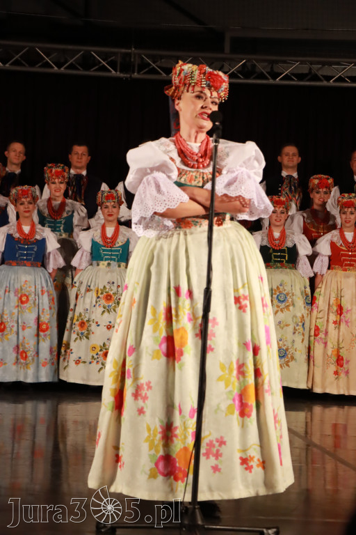 Fotorelacja: Zespół Pieśni i Tańca Śląsk w Łzach.