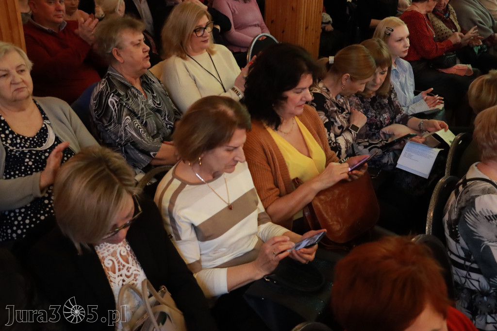 Fotorelacja: Rozśpiewane Przedwiośnie w Filharmonii Jurajskiej