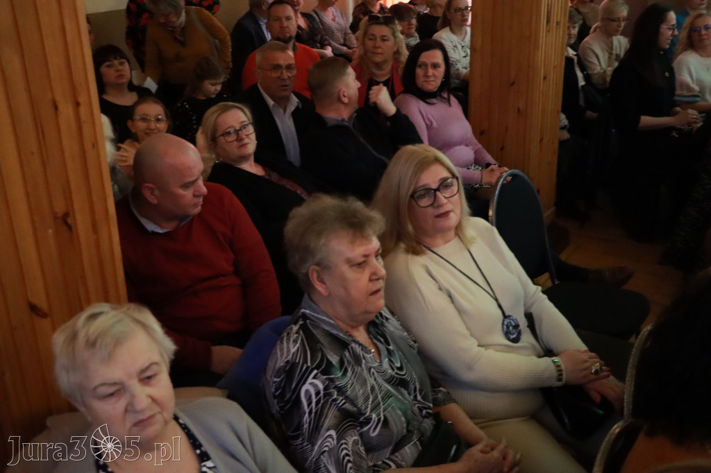 Fotorelacja: Rozśpiewane Przedwiośnie w Filharmonii Jurajskiej