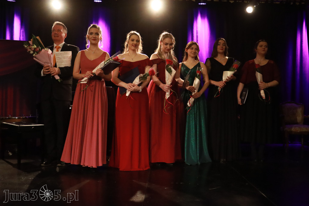 Fotorelacja: Rozśpiewane Przedwiośnie w Filharmonii Jurajskiej