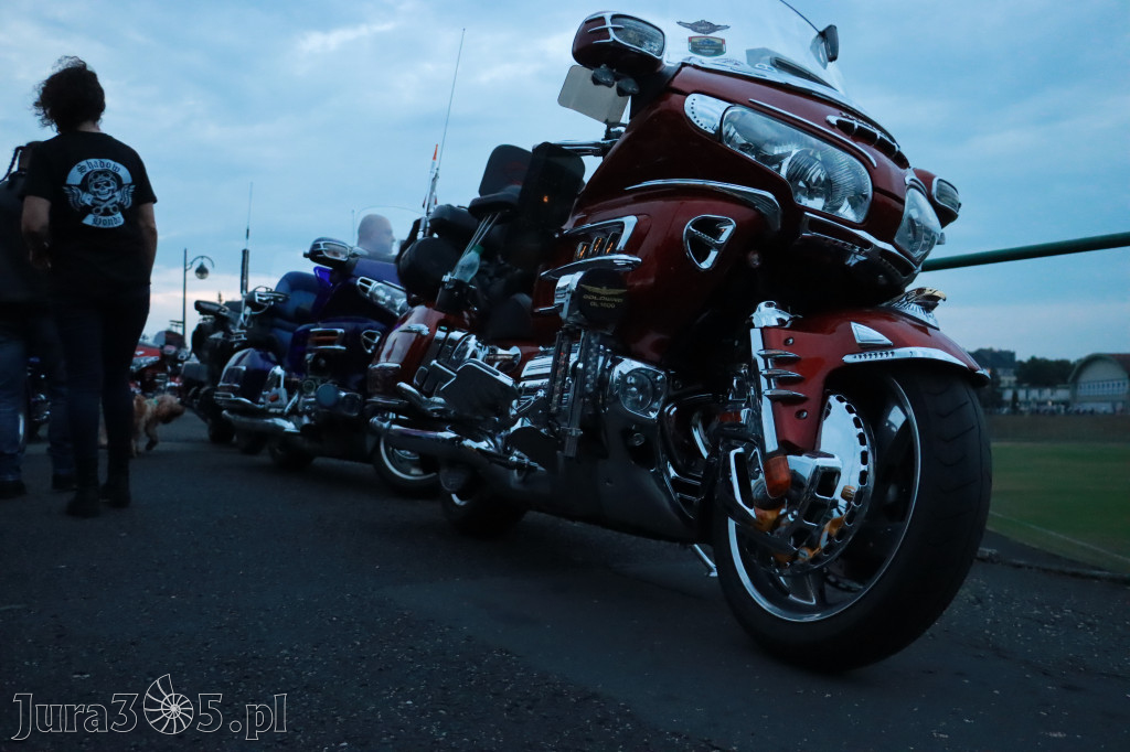 Fotorelacja: Nocna Parada Motocyklowa w Zawierciu