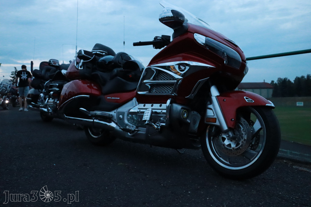 Fotorelacja: Nocna Parada Motocyklowa w Zawierciu
