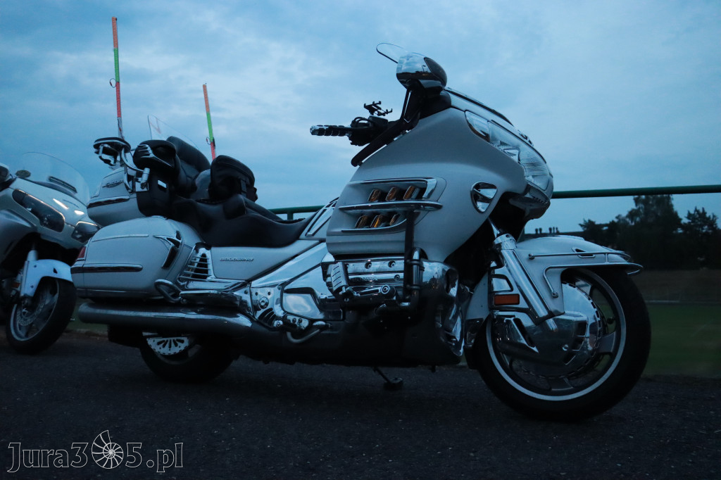 Fotorelacja: Nocna Parada Motocyklowa w Zawierciu