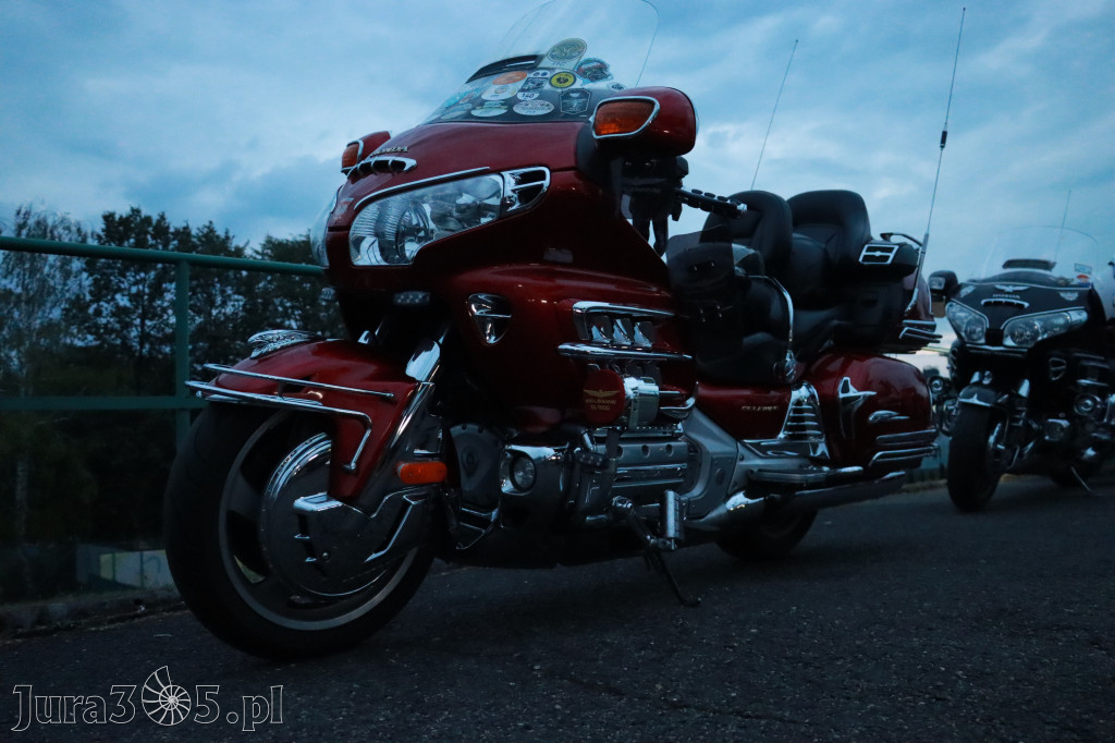 Fotorelacja: Nocna Parada Motocyklowa w Zawierciu