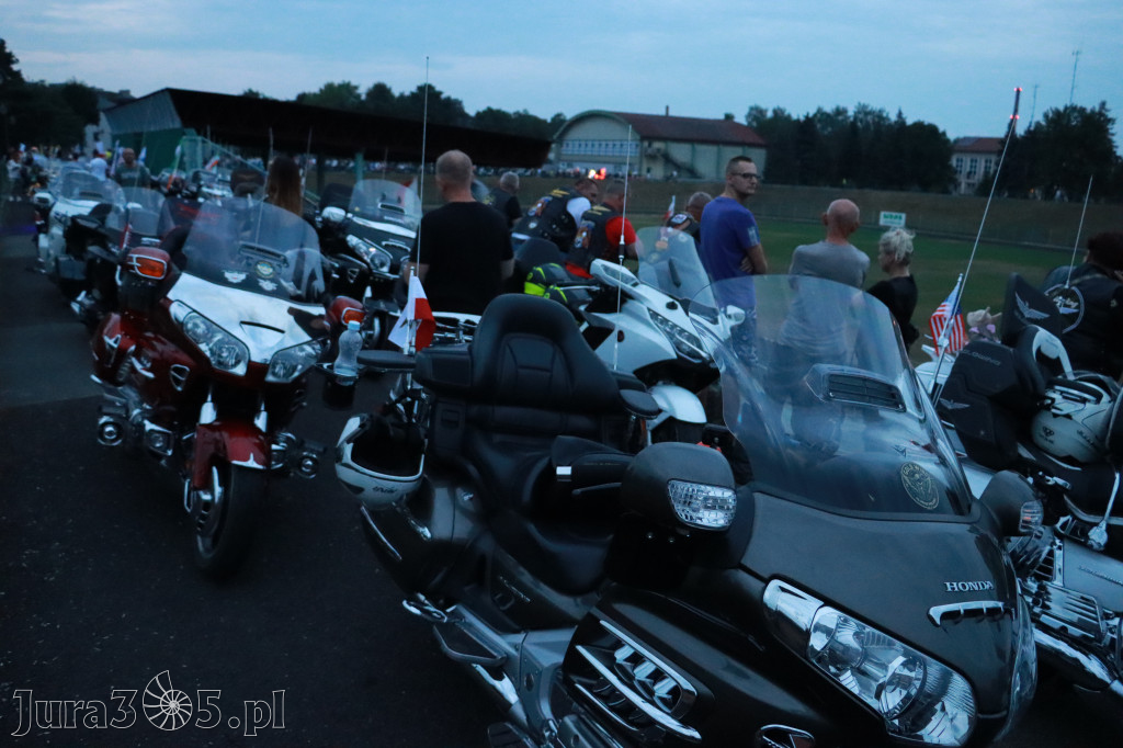 Fotorelacja: Nocna Parada Motocyklowa w Zawierciu