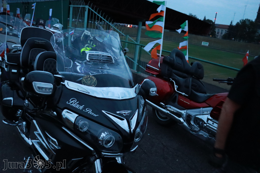 Fotorelacja: Nocna Parada Motocyklowa w Zawierciu