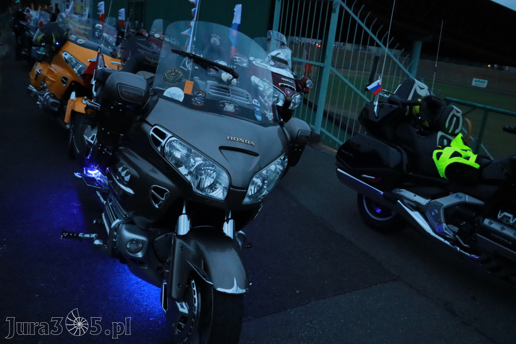 Fotorelacja: Nocna Parada Motocyklowa w Zawierciu
