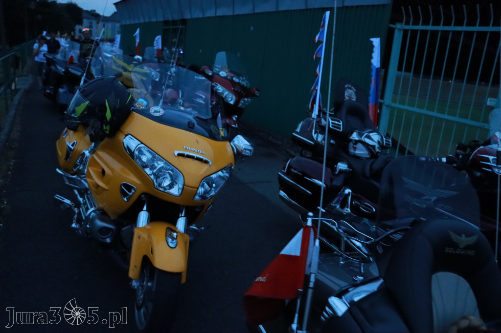 Fotorelacja: Nocna Parada Motocyklowa w Zawierciu