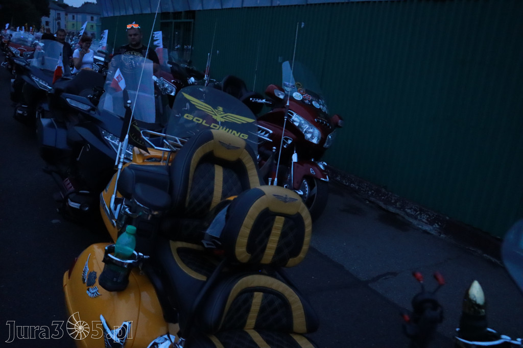 Fotorelacja: Nocna Parada Motocyklowa w Zawierciu