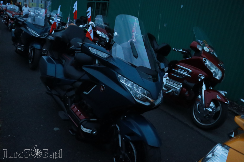 Fotorelacja: Nocna Parada Motocyklowa w Zawierciu