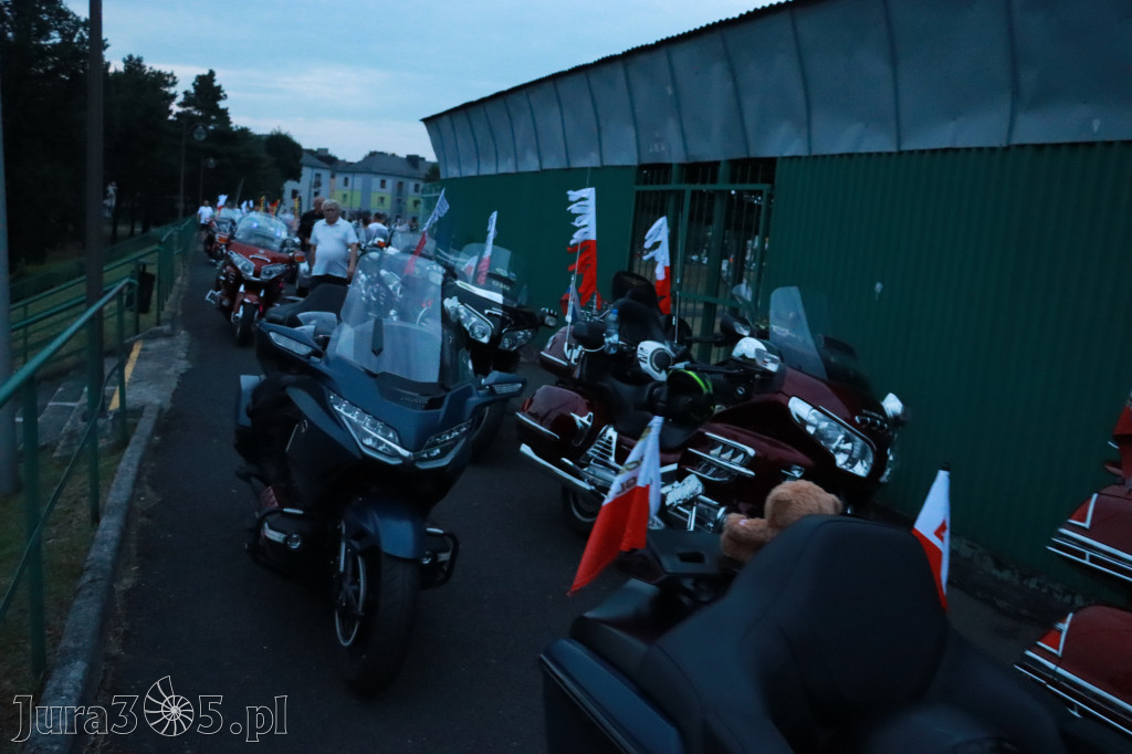 Fotorelacja: Nocna Parada Motocyklowa w Zawierciu