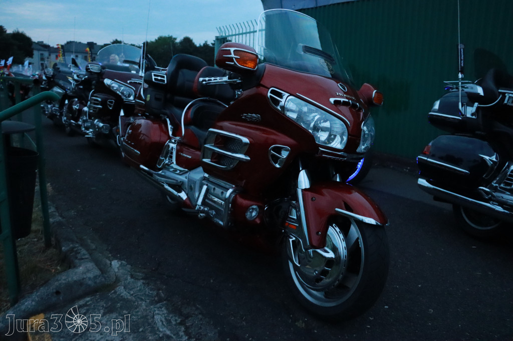 Fotorelacja: Nocna Parada Motocyklowa w Zawierciu
