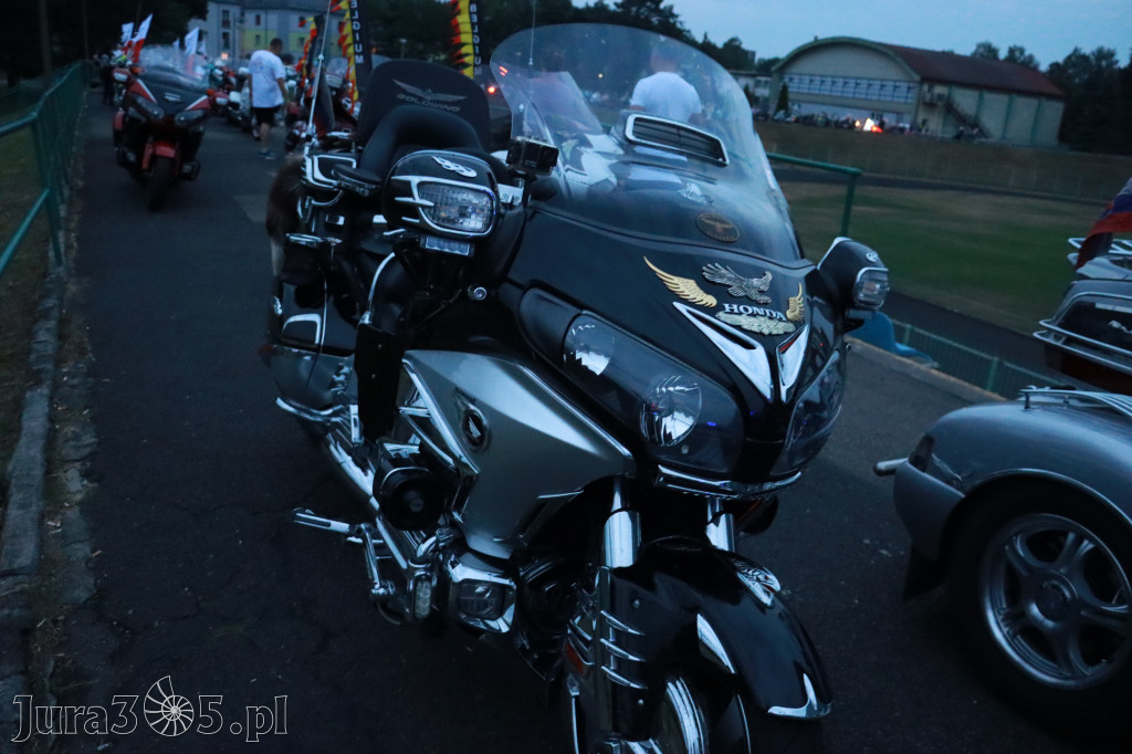 Fotorelacja: Nocna Parada Motocyklowa w Zawierciu