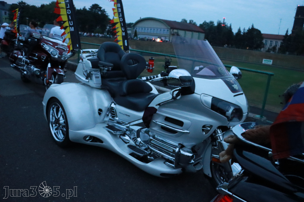 Fotorelacja: Nocna Parada Motocyklowa w Zawierciu