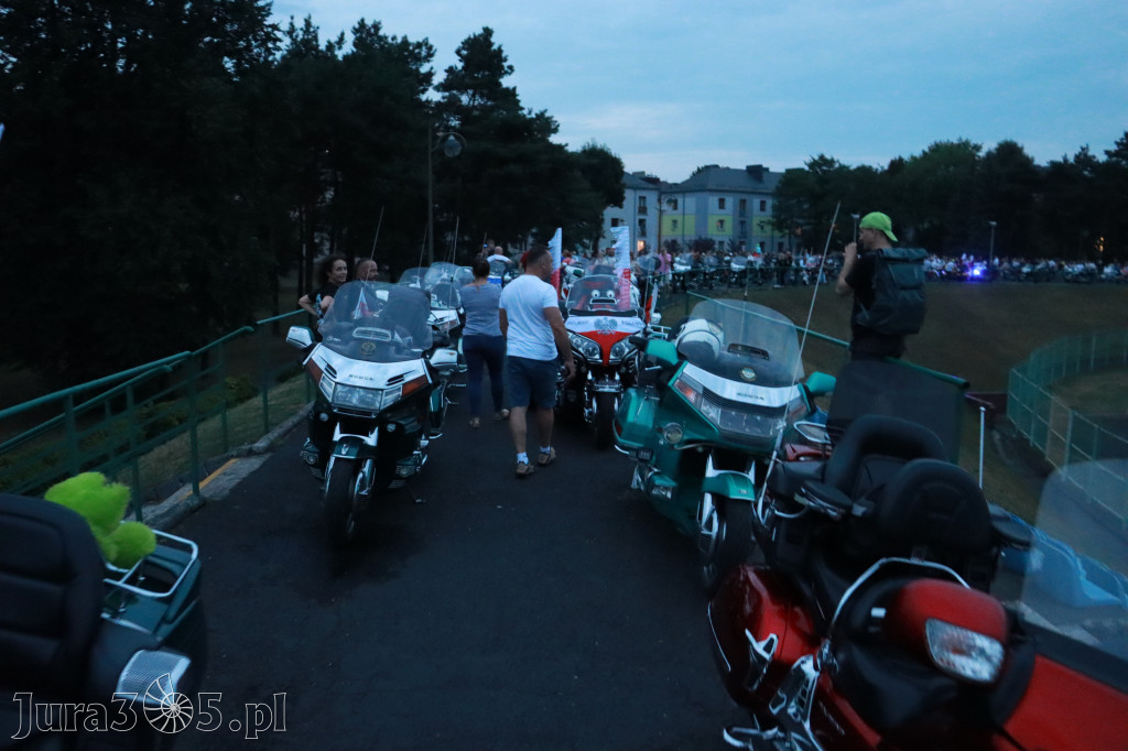 Fotorelacja: Nocna Parada Motocyklowa w Zawierciu