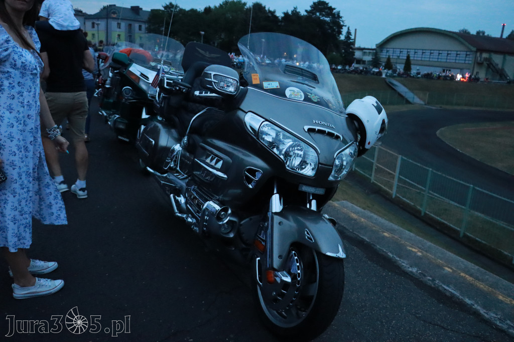 Fotorelacja: Nocna Parada Motocyklowa w Zawierciu