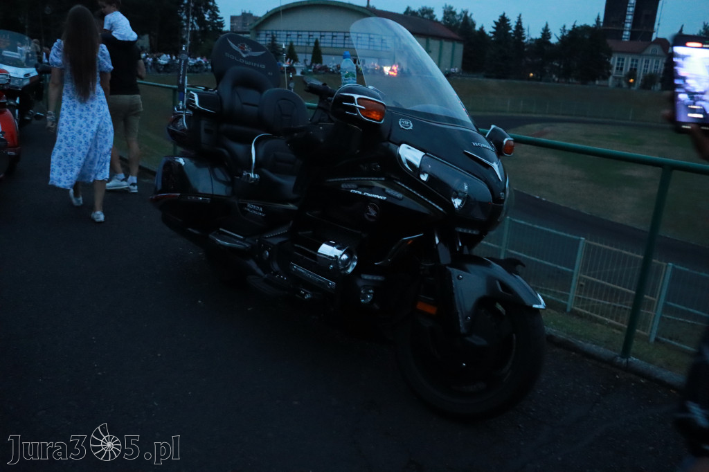 Fotorelacja: Nocna Parada Motocyklowa w Zawierciu