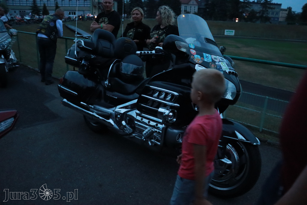 Fotorelacja: Nocna Parada Motocyklowa w Zawierciu