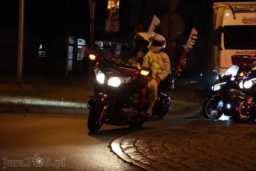 Fotorelacja: Nocna Parada Motocyklowa w Zawierciu