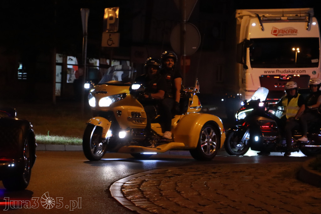 Fotorelacja: Nocna Parada Motocyklowa w Zawierciu