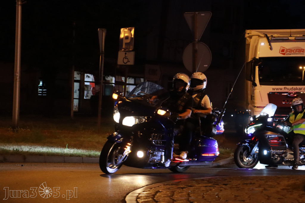 Fotorelacja: Nocna Parada Motocyklowa w Zawierciu