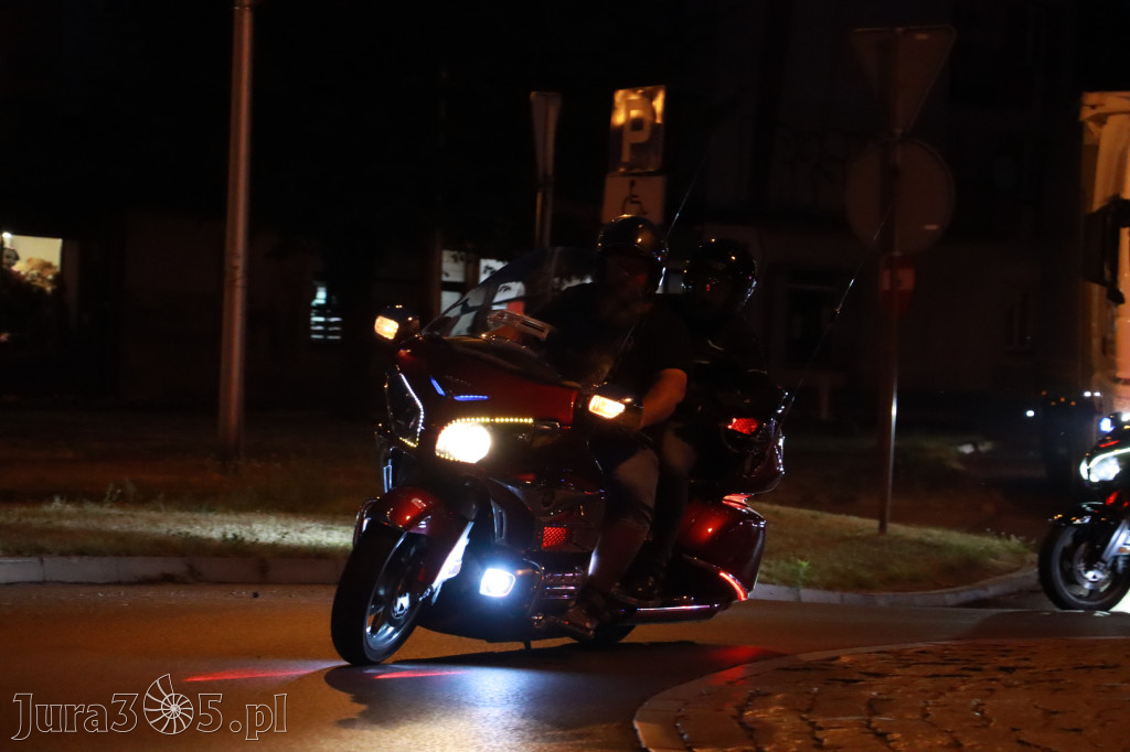 Fotorelacja: Nocna Parada Motocyklowa w Zawierciu