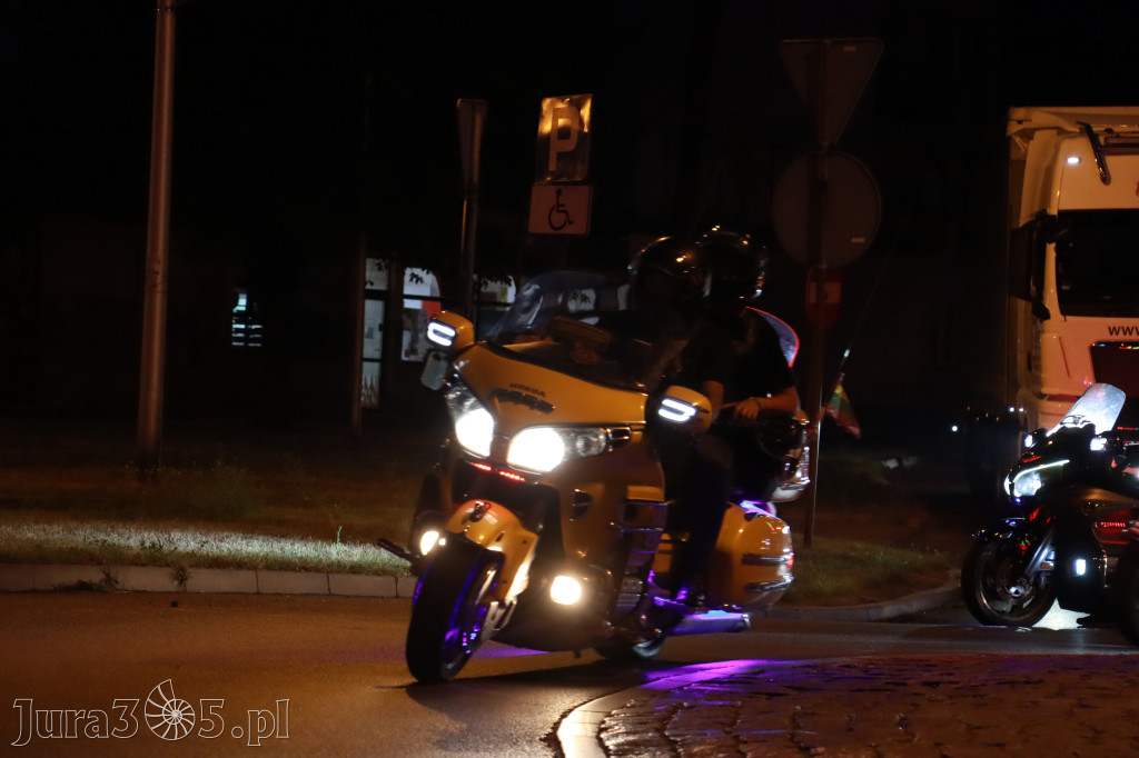 Fotorelacja: Nocna Parada Motocyklowa w Zawierciu