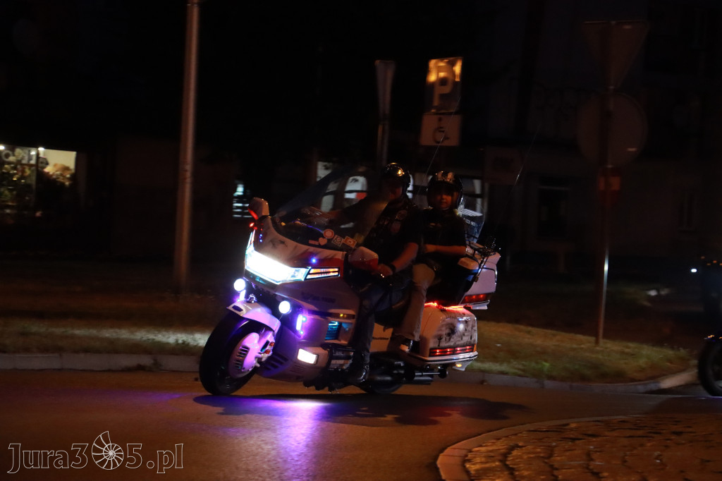 Fotorelacja: Nocna Parada Motocyklowa w Zawierciu