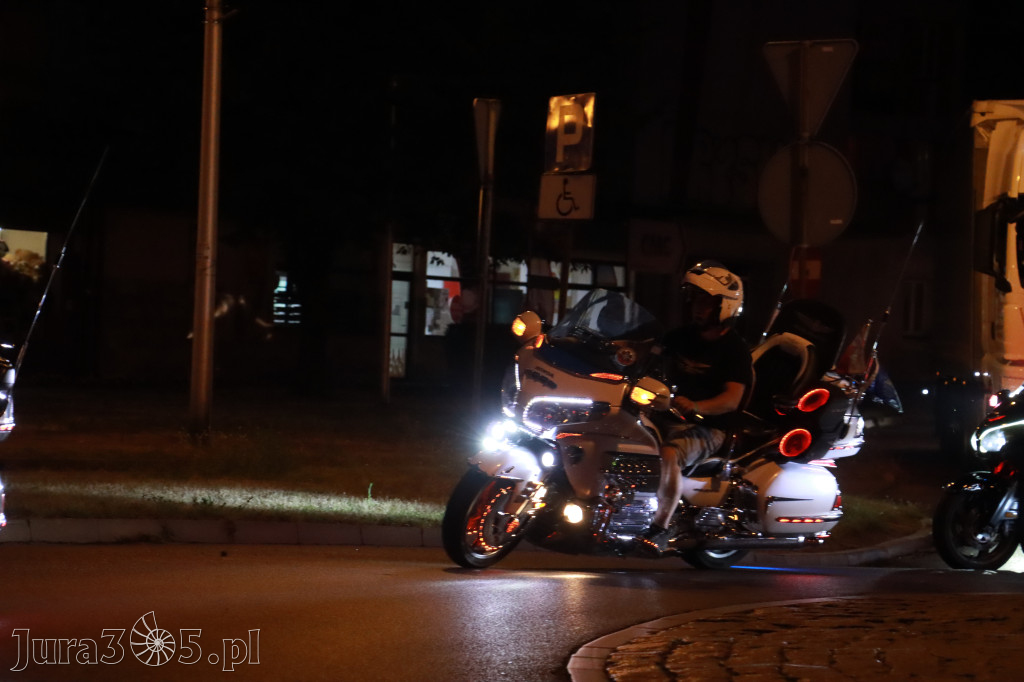 Fotorelacja: Nocna Parada Motocyklowa w Zawierciu