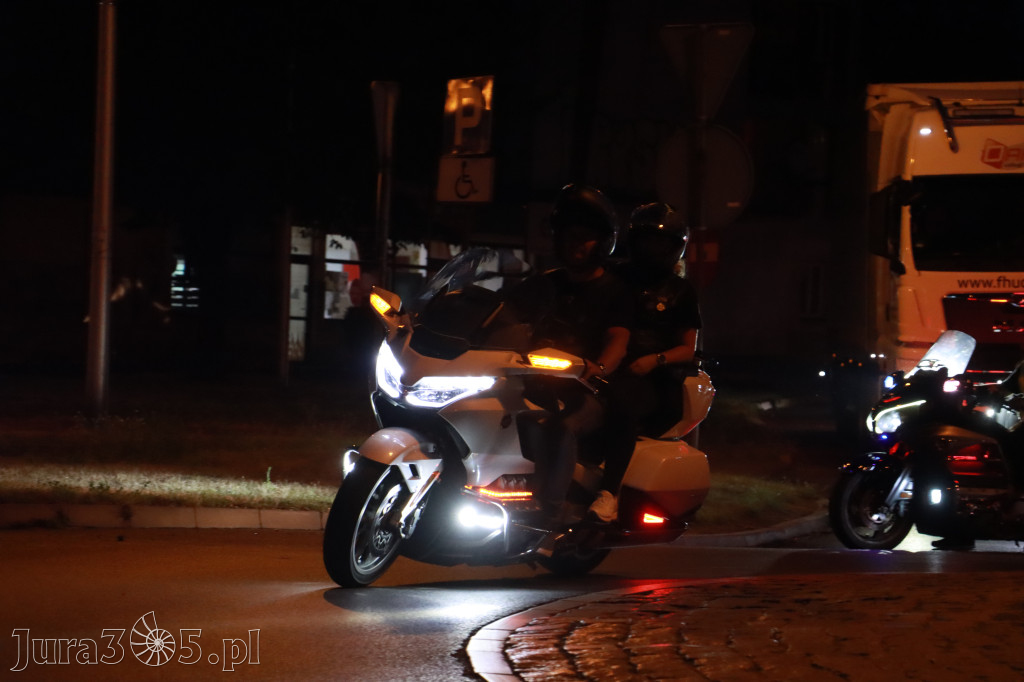 Fotorelacja: Nocna Parada Motocyklowa w Zawierciu
