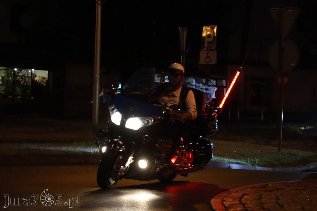 Fotorelacja: Nocna Parada Motocyklowa w Zawierciu