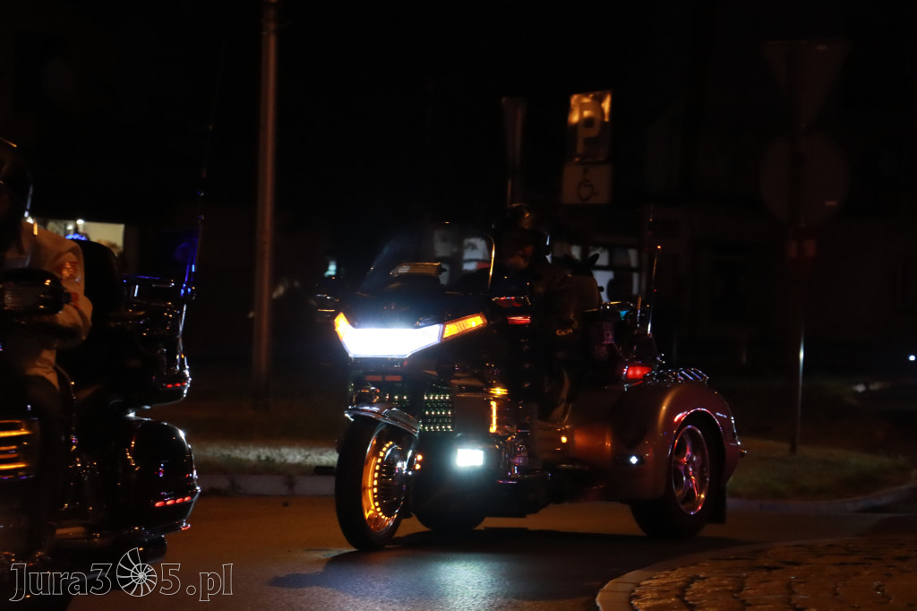 Fotorelacja: Nocna Parada Motocyklowa w Zawierciu