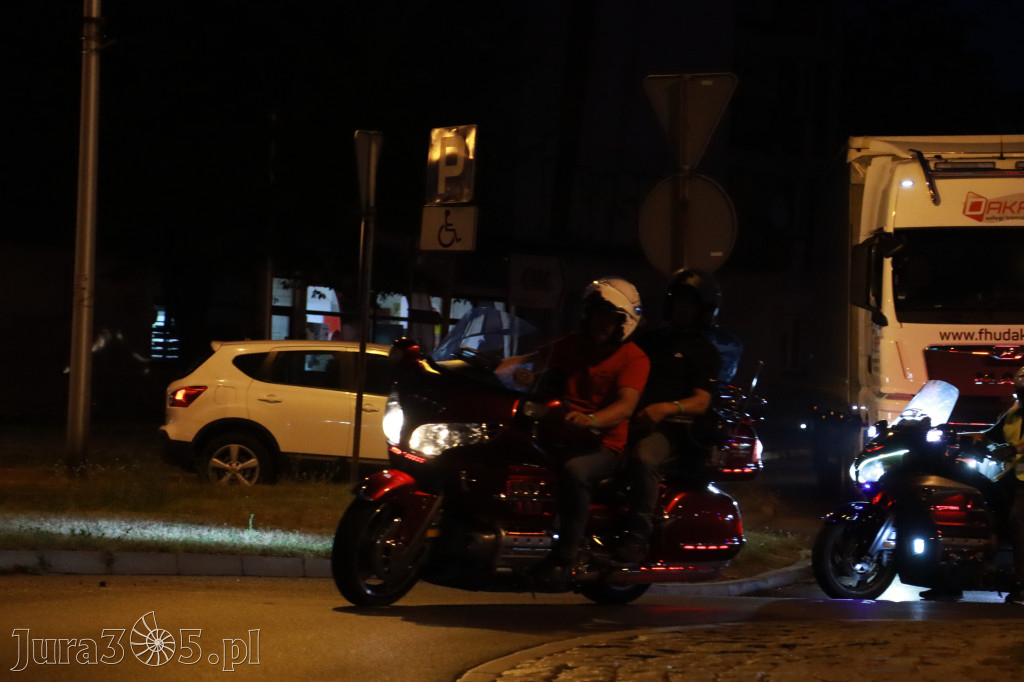 Fotorelacja: Nocna Parada Motocyklowa w Zawierciu